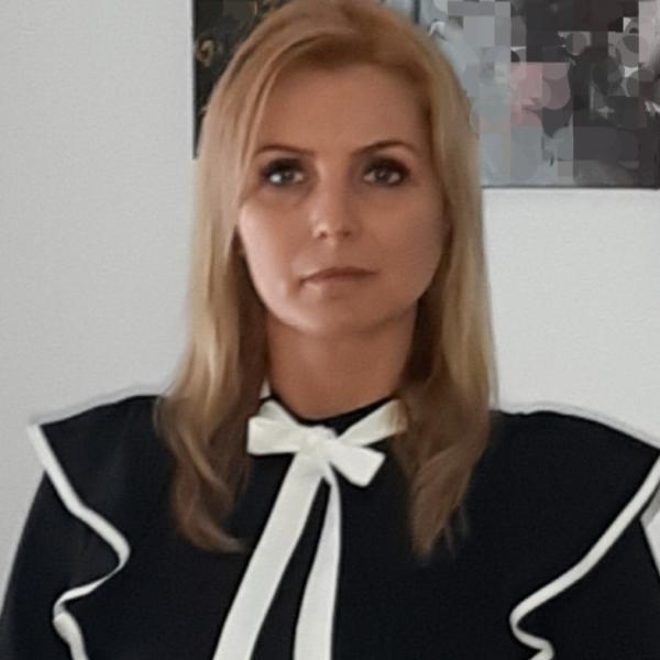 Roxana Folescu